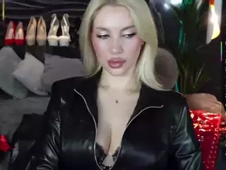 GoddessDarsy's Live Sex Cam Show
