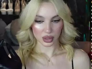 GoddessDarsy's Live Sex Cam Show