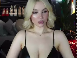GoddessDarsy's Live Sex Cam Show