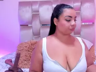 MelanyShayk's Live Sex Cam Show