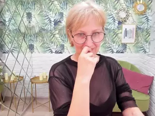 ParisCherry's Live Sex Cam Show