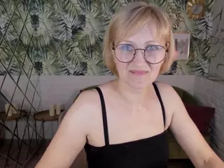 ParisCherry's Live Sex Cam Show