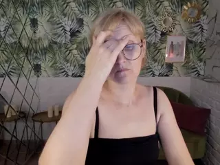 ParisCherry's Live Sex Cam Show