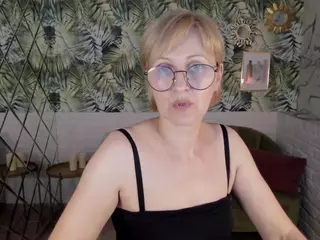 ParisCherry's Live Sex Cam Show