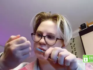 Gretta-mrr's Live Sex Cam Show