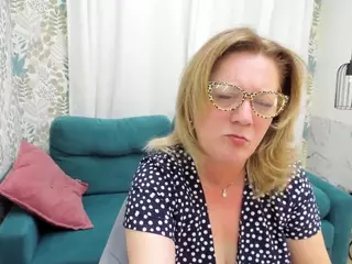 LeaPure's Live Sex Cam Show