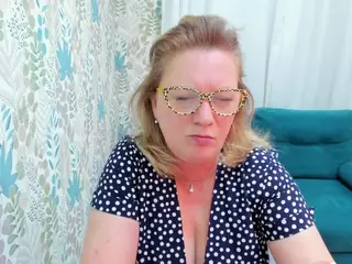 LeaPure's Live Sex Cam Show