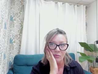 Live cam show with LeaPure