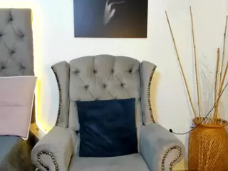 nahiroby-ebony's Live Sex Cam Show