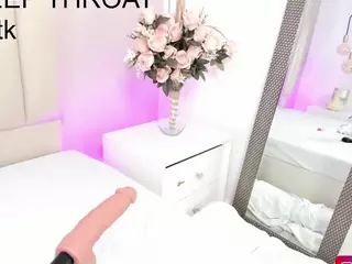MayeUtica's Live Sex Cam Show