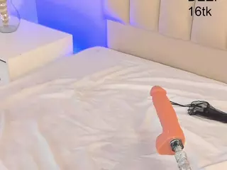 MayeUtica's Live Sex Cam Show