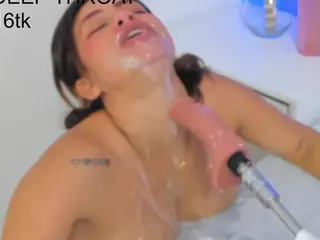 MayeUtica's Live Sex Cam Show