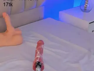 MayeUtica's Live Sex Cam Show