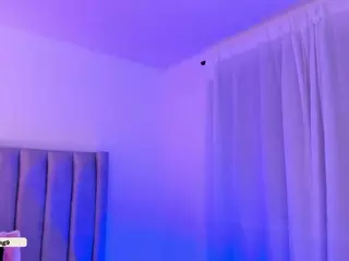 Linacamg9's Live Sex Cam Show