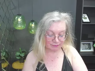 NataliMellow's Live Sex Cam Show