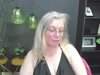 NataliMellow's Live Sex Cam Show