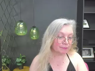 NataliMellow's Live Sex Cam Show