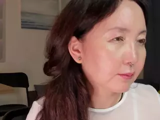 AvroraSakura's Live Sex Cam Show