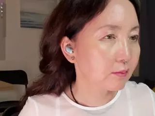 AvroraSakura's Live Sex Cam Show