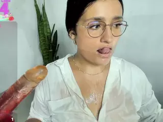 Meghan22's Live Sex Cam Show