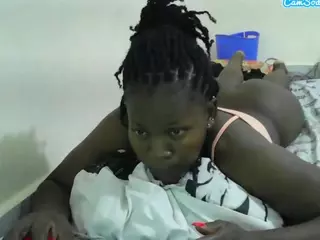 sweet-boo's Live Sex Cam Show
