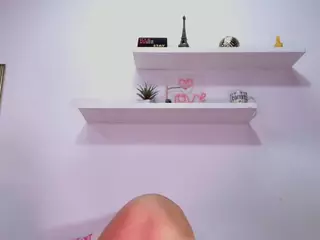 bss-naia's Live Sex Cam Show
