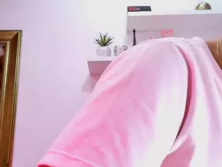 bss-naia's Live Sex Cam Show