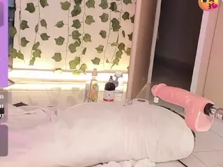 Tiffaannyyy's Live Sex Cam Show