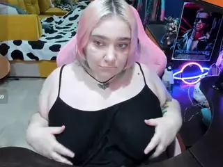 Softie-Sofy's Live Sex Cam Show