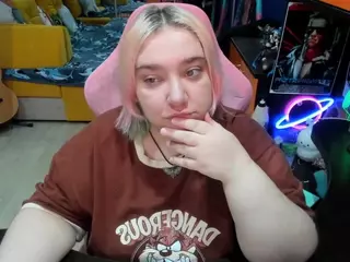 Softie-Sofy's Live Sex Cam Show