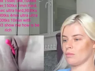 misslolaa's Live Sex Cam Show