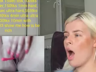 misslolaa's Live Sex Cam Show