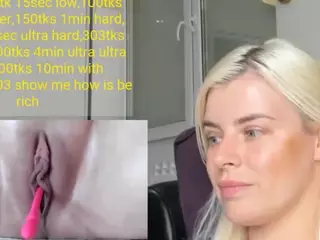 misslolaa's Live Sex Cam Show