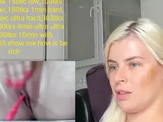 misslolaa's Live Sex Cam Show