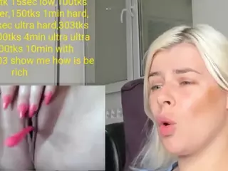 misslolaa's Live Sex Cam Show