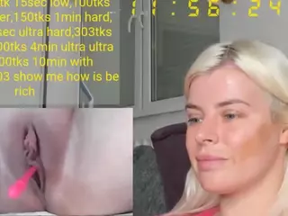 misslolaa's Live Sex Cam Show