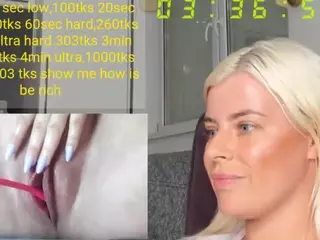 misslolaa's Live Sex Cam Show
