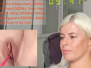 misslolaa's Live Sex Cam Show