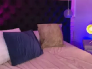 SOFLYCUTEFACE's Live Sex Cam Show