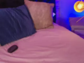SOFLYCUTEFACE's Live Sex Cam Show