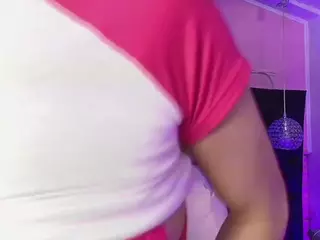 SOFLYCUTEFACE's Live Sex Cam Show