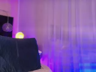 SOFLYCUTEFACE's Live Sex Cam Show
