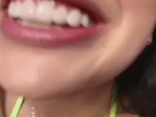 SOFLYCUTEFACE's Live Sex Cam Show