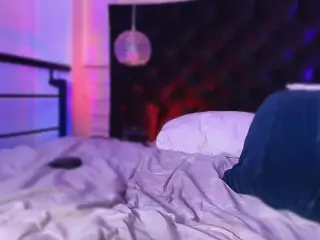 SOFLYCUTEFACE's Live Sex Cam Show