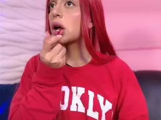 SOFLYCUTEFACE's Live Sex Cam Show