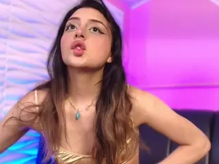 SOFLYCUTEFACE's Live Sex Cam Show