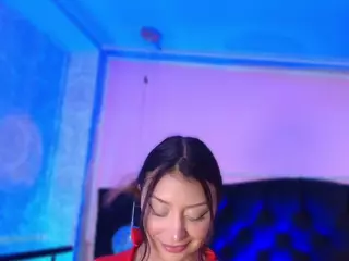 SOFLYCUTEFACE's Live Sex Cam Show