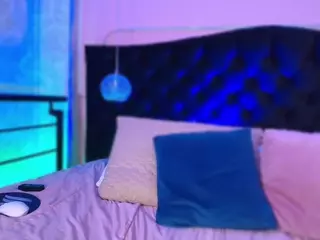 SOFLYCUTEFACE's Live Sex Cam Show