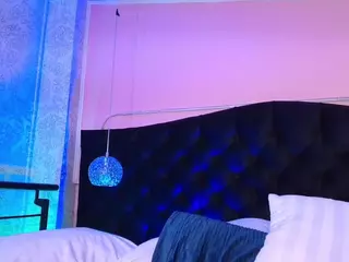 SOFLYCUTEFACE's Live Sex Cam Show