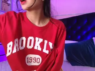 SOFLYCUTEFACE's Live Sex Cam Show